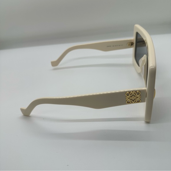 NWT Loewe | Oversized Anagram Shield Mirrored Ivory Gold Unisex Sunglasses $550 - Picture 4 of 7